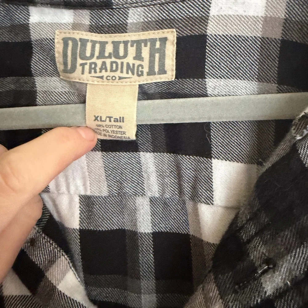 Duluth Trading Co Plaid Button-Down Shirt-XL - Picture 3 of 3